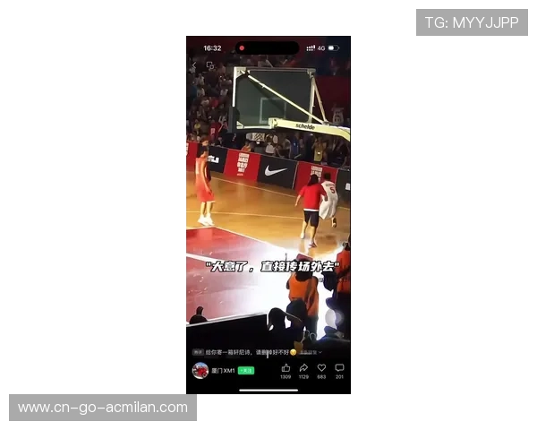 詹姆斯赛后无预警点赞球迷评论,互动暖心