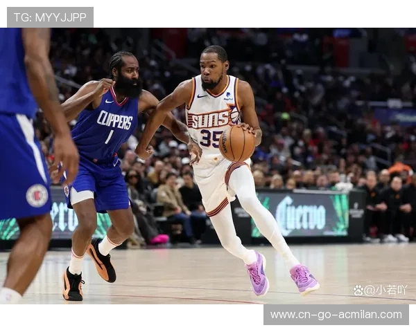 快船三巨头训练画面曝光：默契值高得吓人