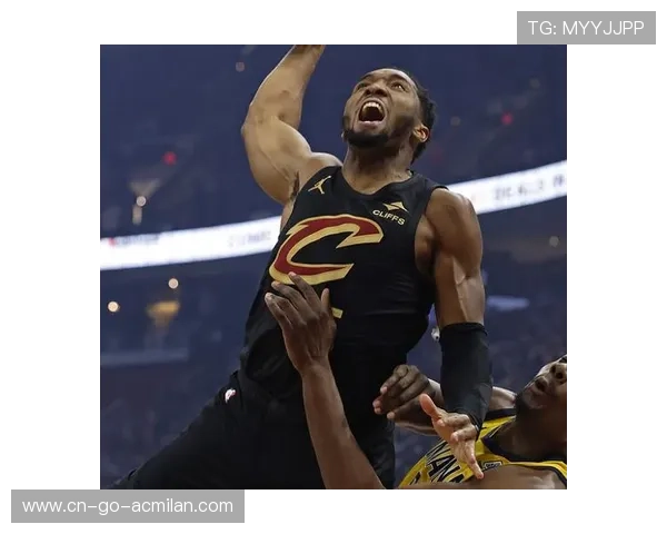 米切尔外线点射再中，骑士彻底掌控比赛